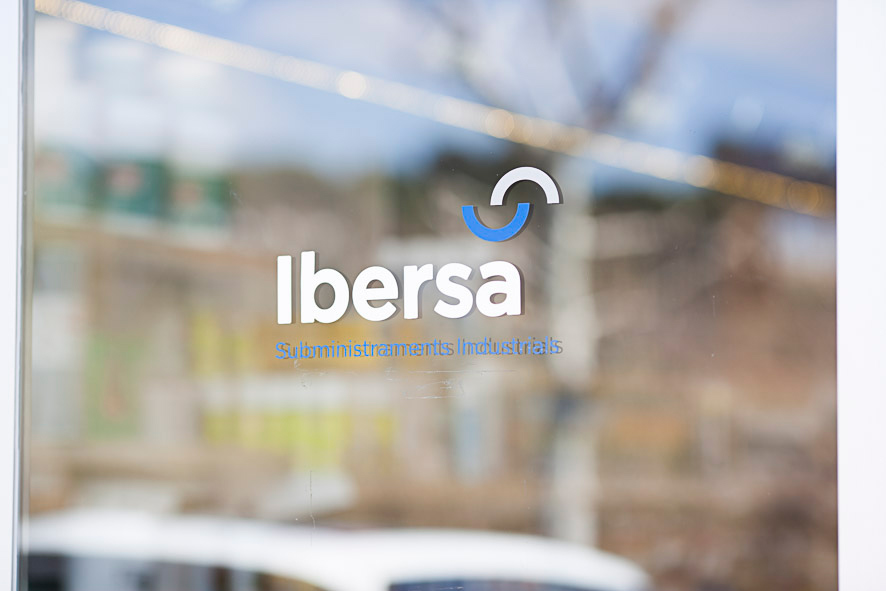 Ibersa Logo en cristal